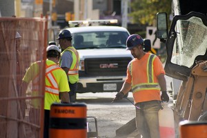 WINDSOR, Ont. (22/10/15) - Construction work continues on Wyandotte Street West on Thursday, Oct. 22. Photo by Sean Previl.
