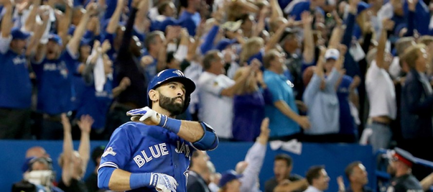 Rogers Centre Drawing Record Crowds