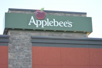 Applebee’s pays tribute to Windsor’s veterans and active military