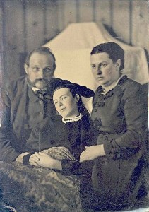 (Found within the archives of post mortem photography)