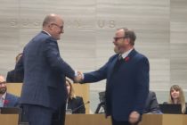 Drew Dilkens says goodbye to three councillors